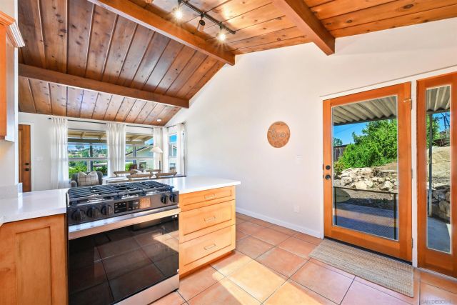 9268 Hightop Ter, Lakeside, CA 92040