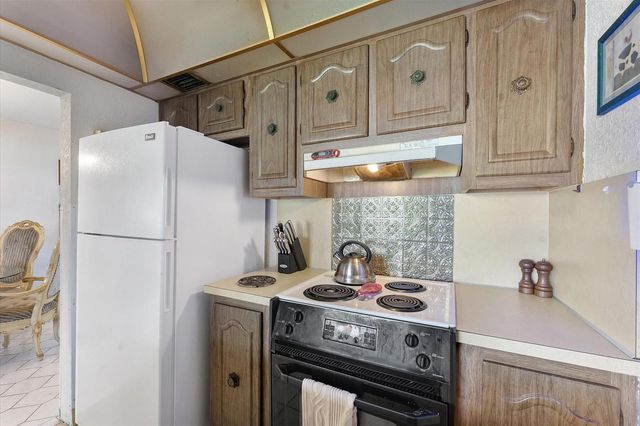 1540 NW 85th Avenue, Plantation, FL 33322