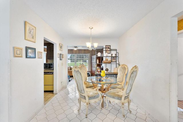 1540 NW 85th Avenue, Plantation, FL 33322