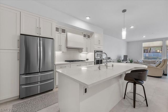 8925 West Flamingo Road 101, Las Vegas, NV 89147