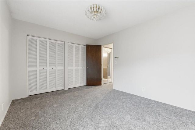 405 E PIERCE Street, Council Bluffs, IA 51503