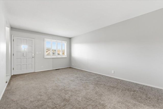 405 E PIERCE Street, Council Bluffs, IA 51503