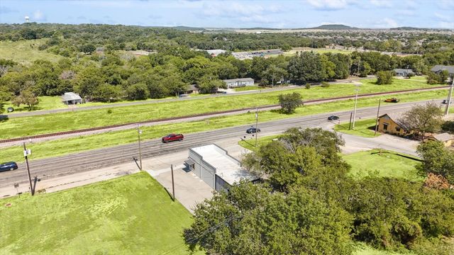 606 Highway 377 N, Argyle, TX 76226
