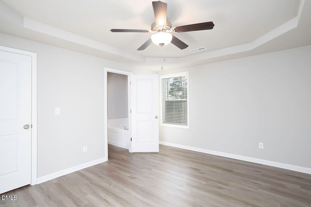 62 Flip Flop Circle, Four Oaks, NC 27524