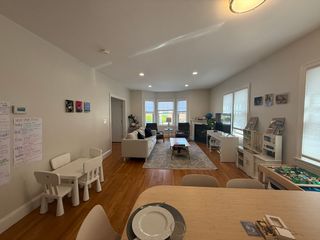 133 Putnam Ave 133, Cambridge, MA 02139