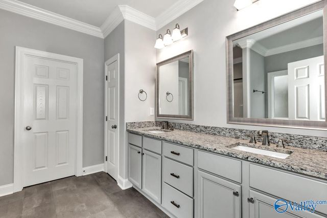 205 Lyndon Cove Road, Huntsville, AL 35811