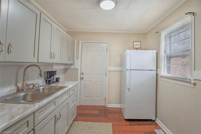 1403 BELLEVUE Street, Greensboro, NC 27406