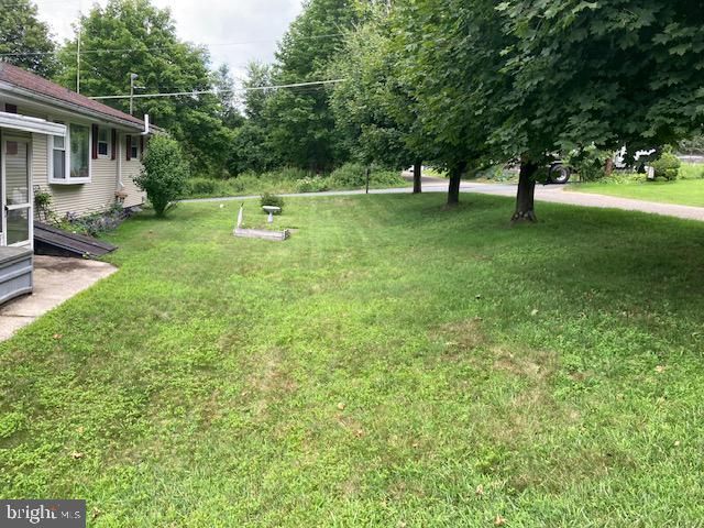 8 MANSURE RD, Barnesville, PA 18214