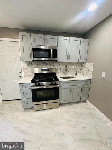 2240 N 18TH ST, Philadelphia, PA 19132