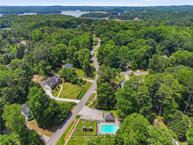 3990 F A A Road, Cumming, GA 30041