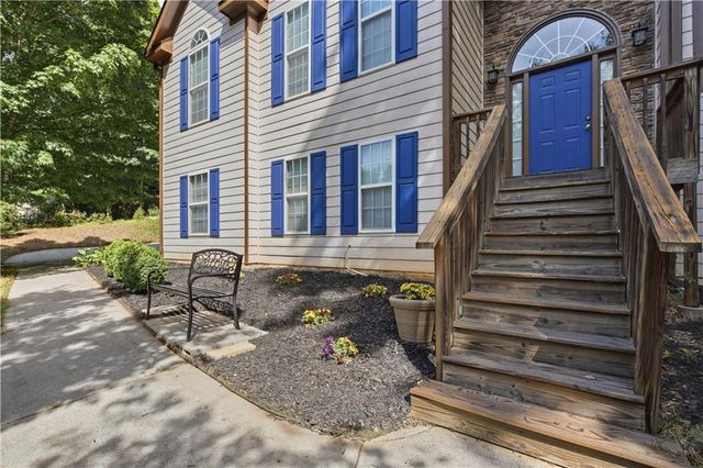 3990 F A A Road, Cumming, GA 30041