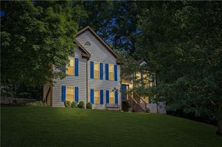 3990 F A A Road, Cumming, GA 30041