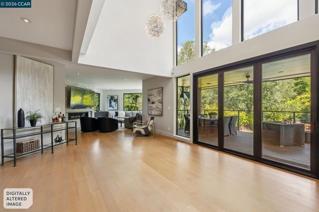32 Los Dedos Road, Orinda, CA 94563