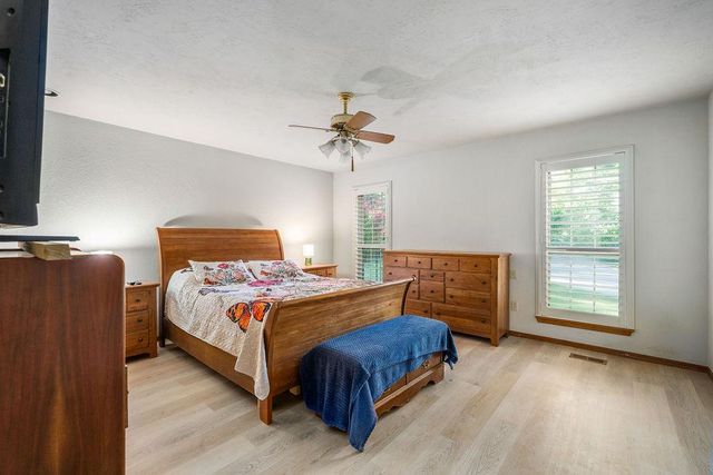 2341 Squirrel Road, Tuttle, OK 73089