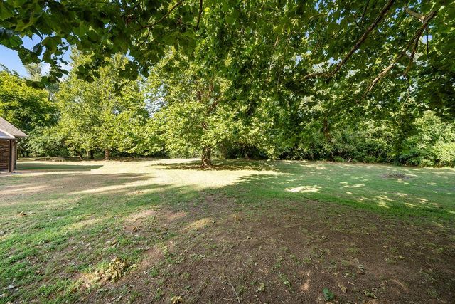 2341 Squirrel Road, Tuttle, OK 73089