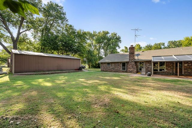 2341 Squirrel Road, Tuttle, OK 73089