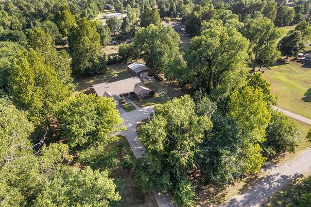 2341 Squirrel Road, Tuttle, OK 73089