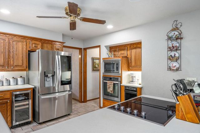 2341 Squirrel Road, Tuttle, OK 73089