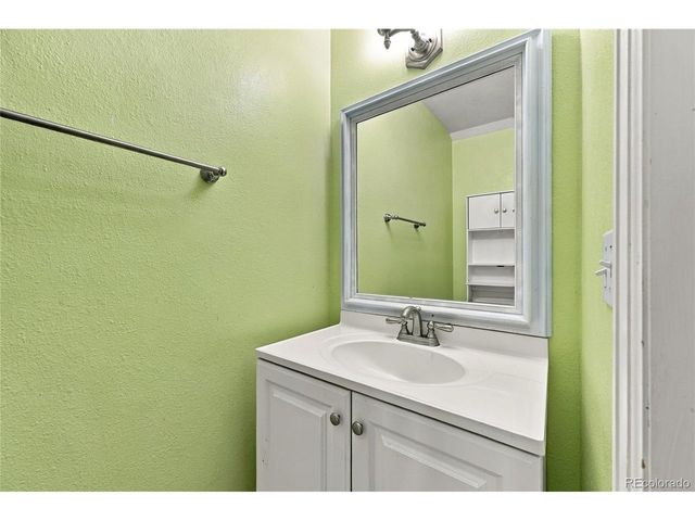 1224 W 88th Ave, Thornton, CO 80260