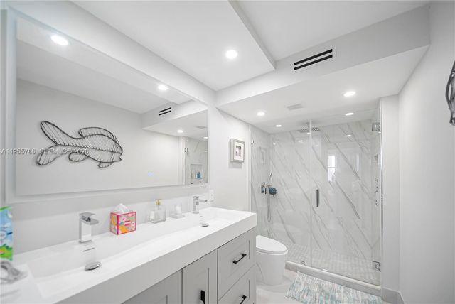 301 N Ocean Blvd 404, Pompano Beach, FL 33062