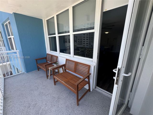 301 N Ocean Blvd 404, Pompano Beach, FL 33062