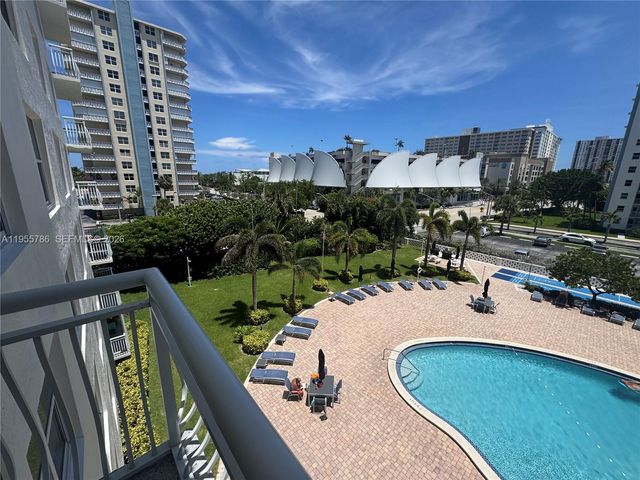 301 N Ocean Blvd 404, Pompano Beach, FL 33062