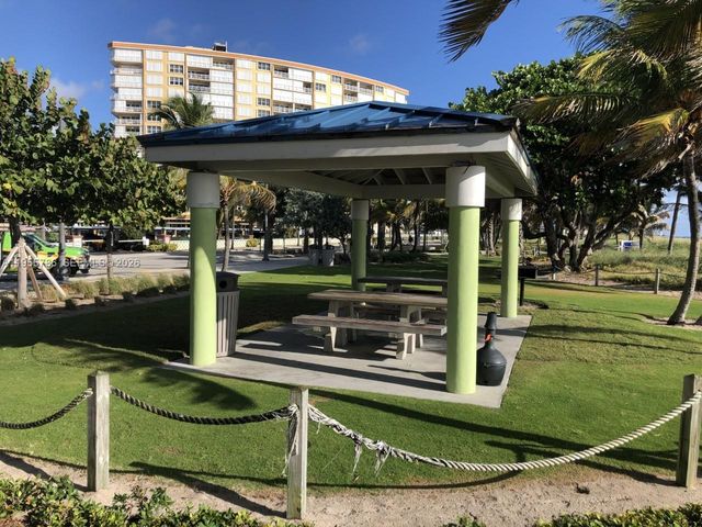 301 N Ocean Blvd 404, Pompano Beach, FL 33062