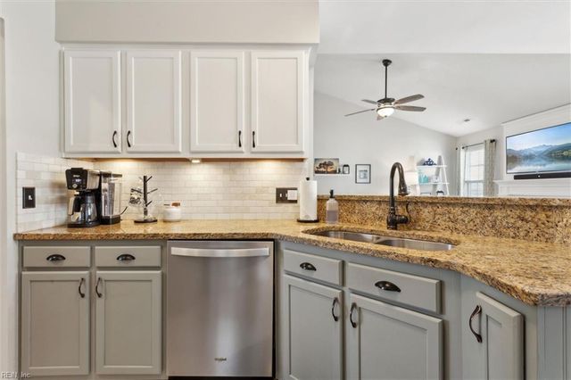 15067 Wineberry CT, Carrollton, VA 23314