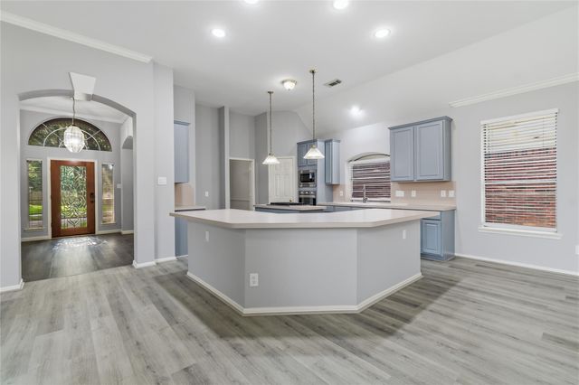 334 Indian Summer Drive, Sugar Land, TX 77479