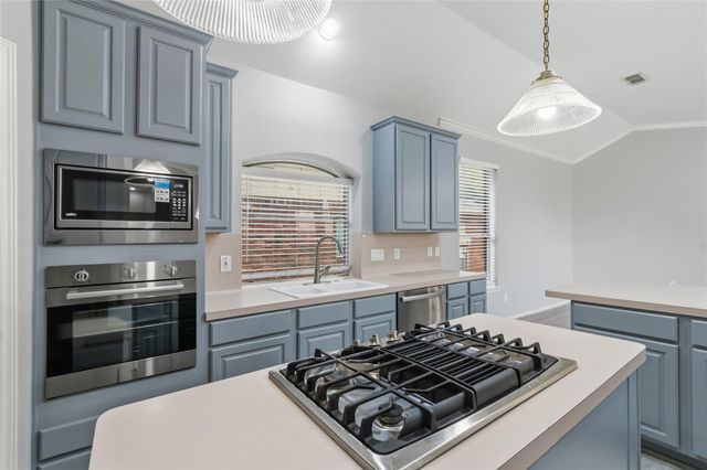 334 Indian Summer Drive, Sugar Land, TX 77479