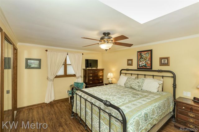 85 Stalwart Drive, Troy, MI 48098