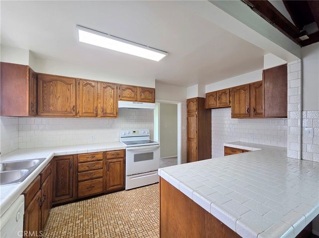 6250 Lemon, Long Beach, CA 90805