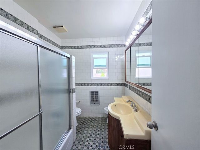6250 Lemon, Long Beach, CA 90805