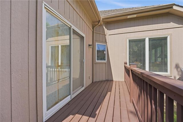 2701 W 137th Place, Leawood, KS 66224