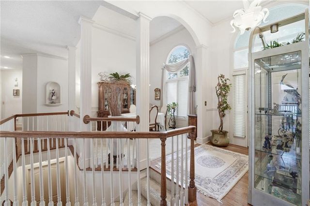 2701 W 137th Place, Leawood, KS 66224