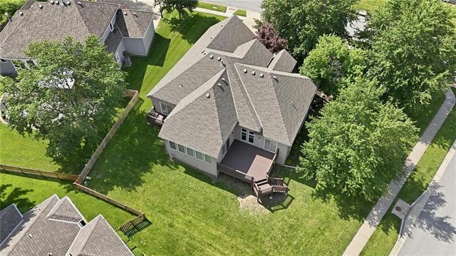 2701 W 137th Place, Leawood, KS 66224
