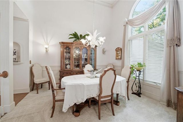 2701 W 137th Place, Leawood, KS 66224