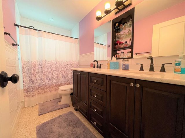 17045 DOLPHIN DRIVE, North Redington Beach, FL 33708