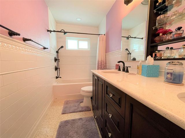 17045 DOLPHIN DRIVE, North Redington Beach, FL 33708