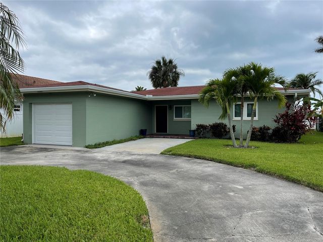 17045 DOLPHIN DRIVE, North Redington Beach, FL 33708