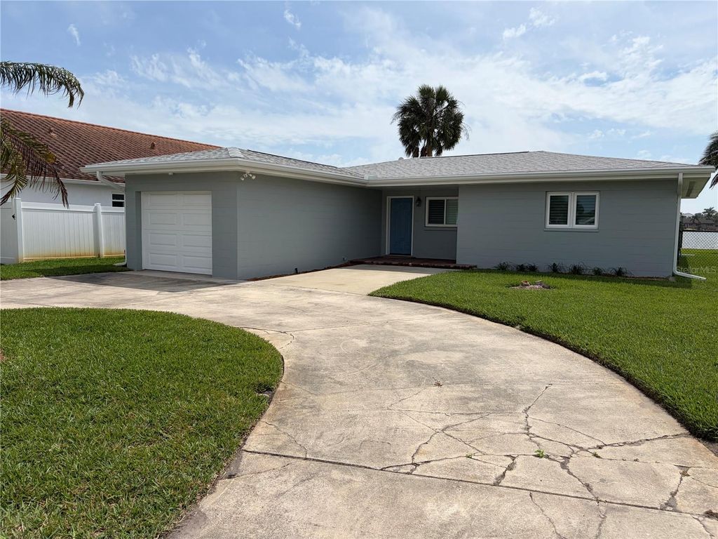 17045 DOLPHIN DRIVE, North Redington Beach, FL 33708