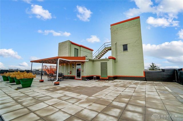 207 E 6th Street 302, Dayton, OH 45402