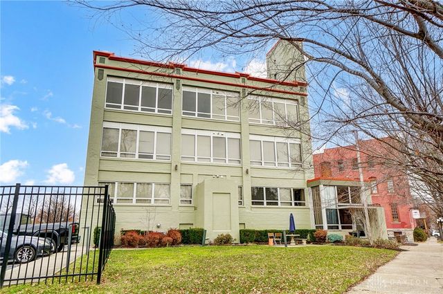 207 E 6th Street 302, Dayton, OH 45402