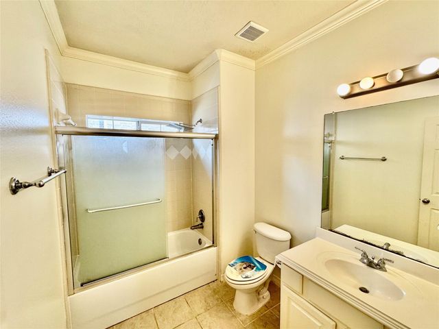 7608 Janak Drive, Houston, TX 77055