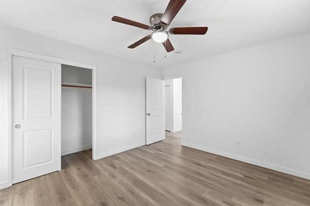 2208 Sunmist Ln, Modesto, CA 95355