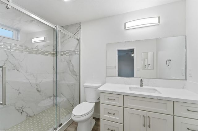 2208 Sunmist Ln, Modesto, CA 95355