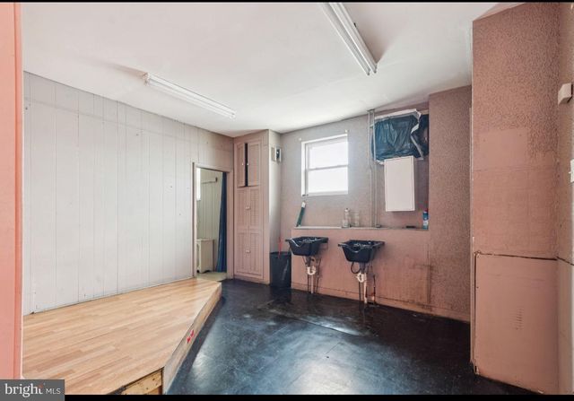 2200 S 23RD ST, Philadelphia, PA 19145