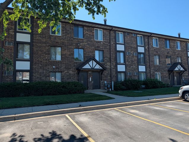 1003 Centurion Lane 7, Vernon Hills, IL 60061