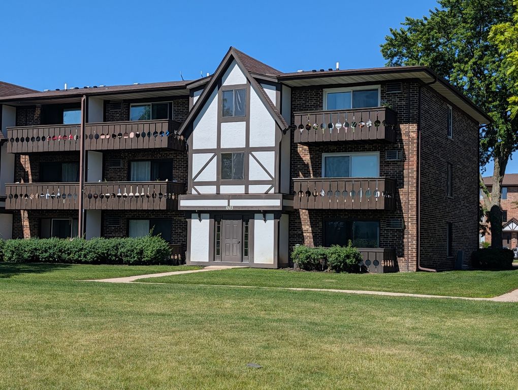 1003 Centurion Lane 7, Vernon Hills, IL 60061