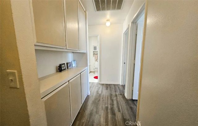 1337 W Latham, Hemet, CA 92543